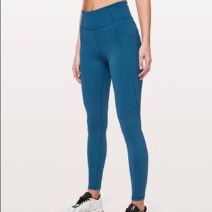 LULULEMON BLUE LEGGINGS NEVER WORN